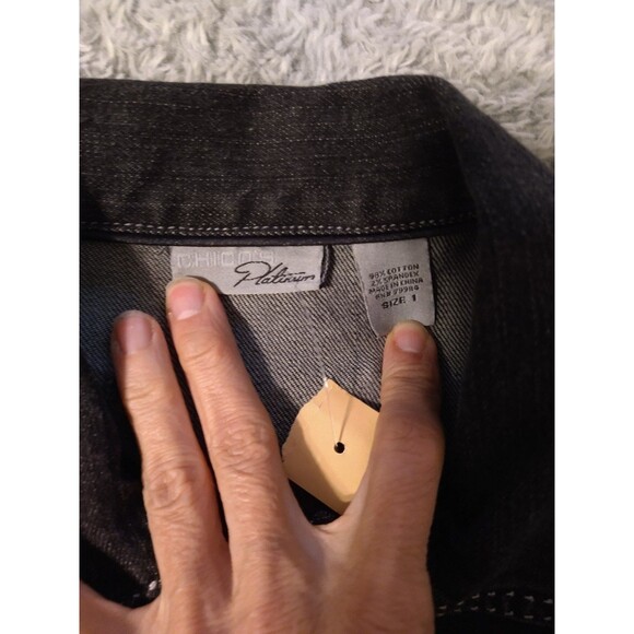 Chico's denim rhinestone flowered Jacket Sz 1 Black classic Boho Feminine - Picture 7 of 7